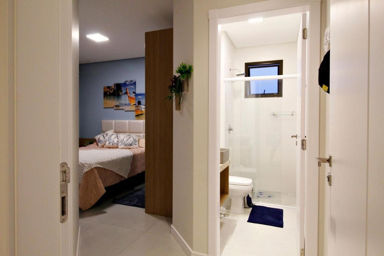 1090 Finamente Decorado 03 Suites Na Praia De Bombinhas Zewnętrze zdjęcie